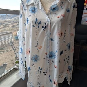 Unbranded Women's Blouse Size XL Button Up Floral Long Sleeves